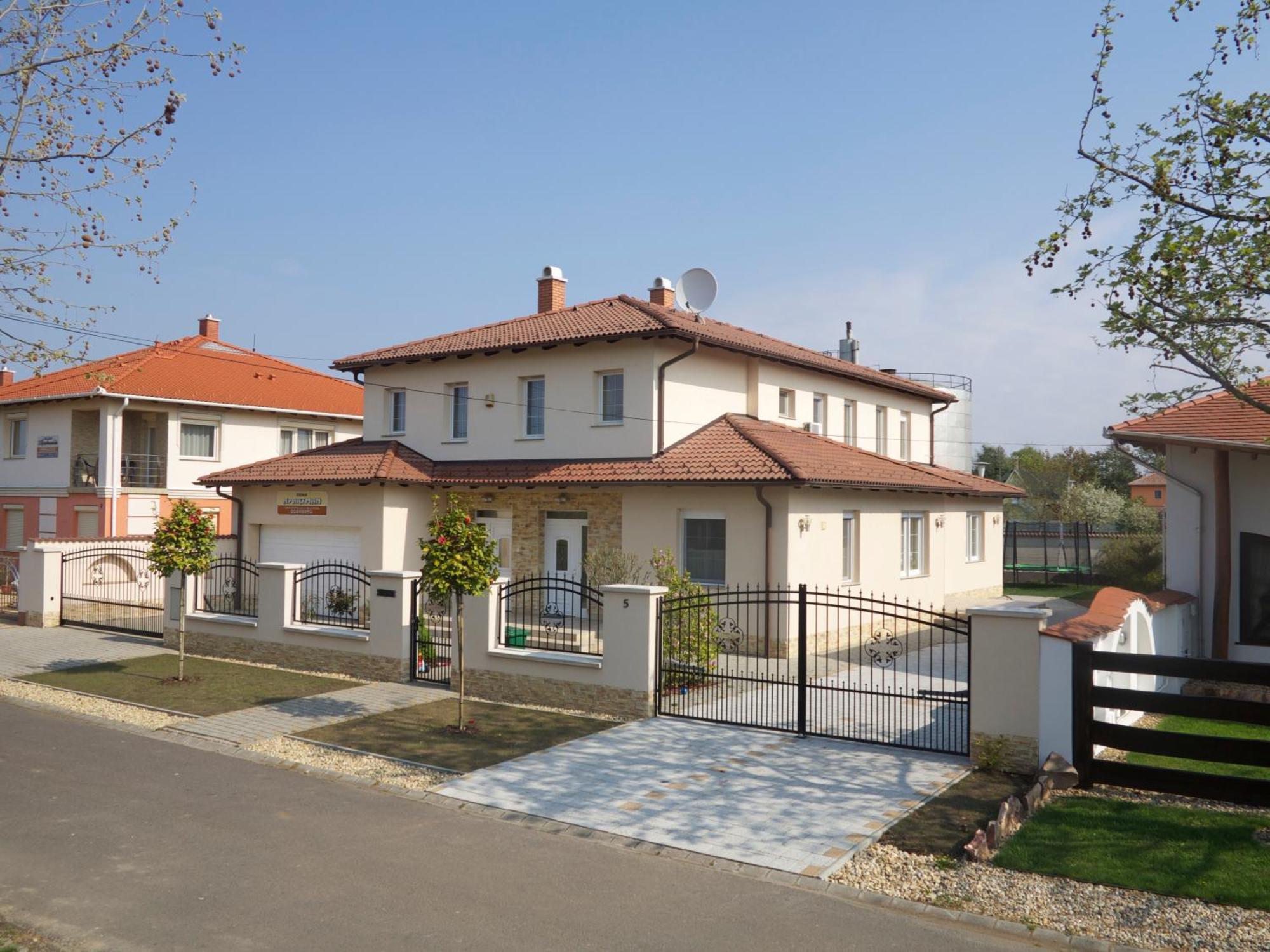 Aura Apartman Hajdúszoboszló Quarto foto